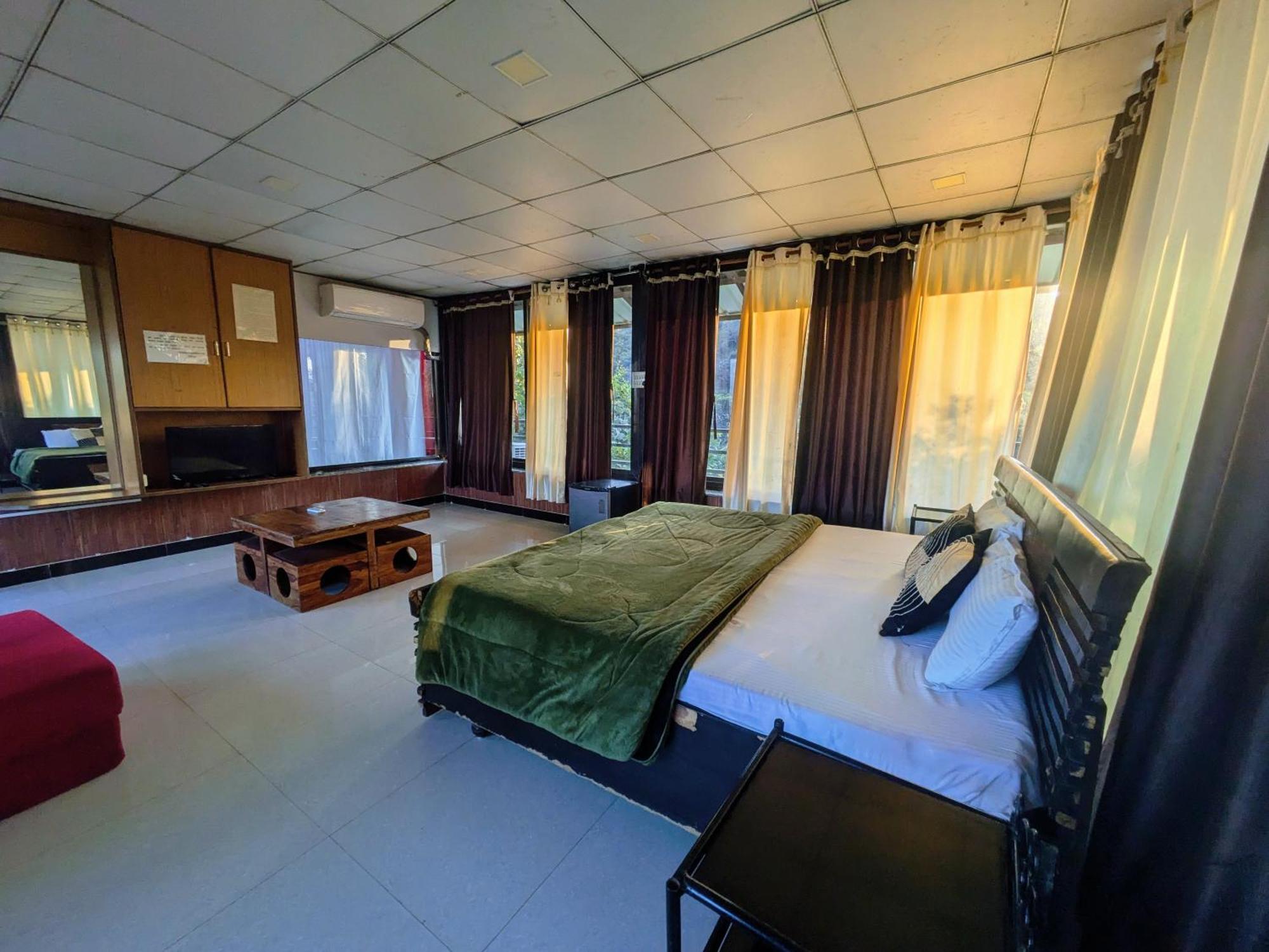 Dude Ranch Villa เมาท์อาบู ภายนอก รูปภาพ